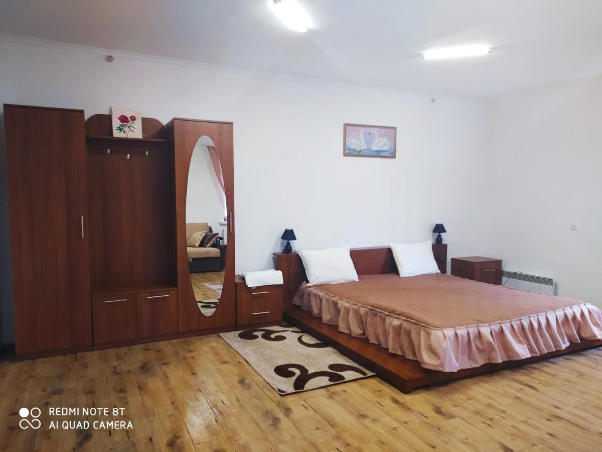 Лісова Пісня Апартаменти Husyatyn Luaran gambar